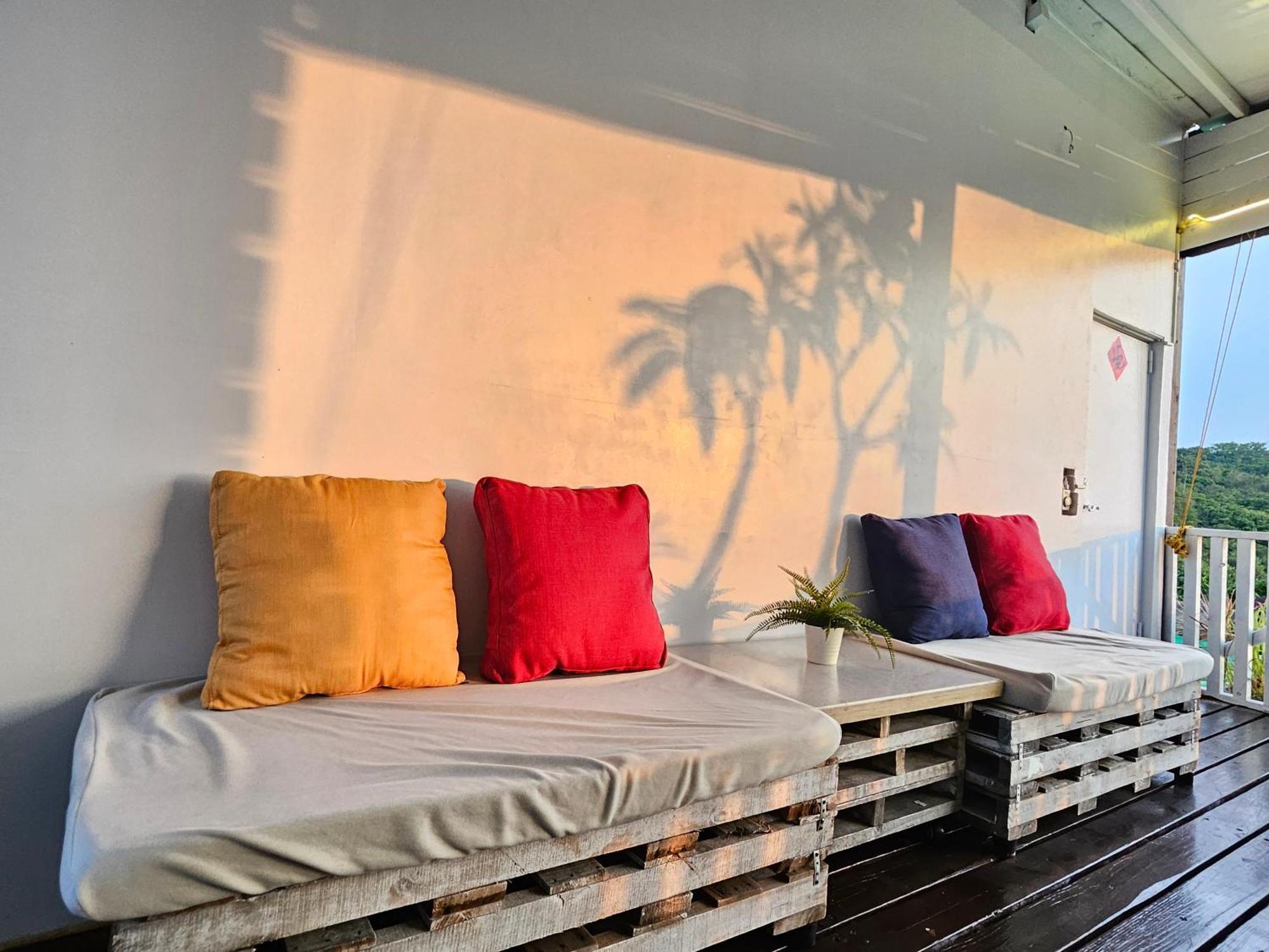 Hotel 舞浪海景旅店 Xiao Liuqiu Zewnętrze zdjęcie
